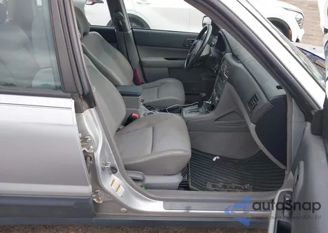 2003 Subaru Forester X z USA, uszkodzony, nr VIN JF1SG63623H751412